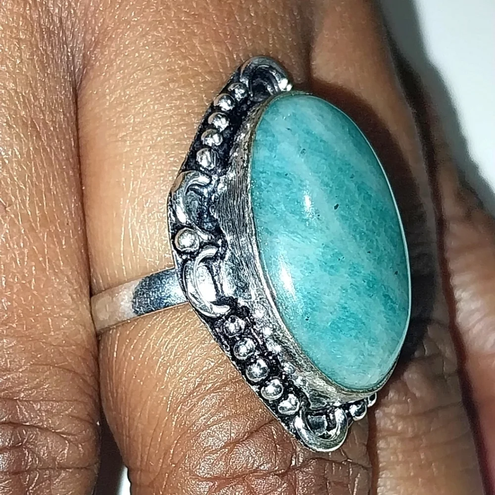 Vintage Elegant 925 Silver and Turquoise Ring Sz 7